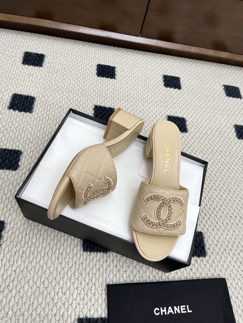 Ch**el slippers
